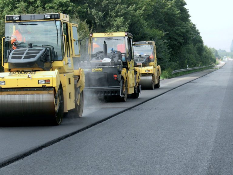 More Sustainable Road Construction with GENAN ROAD+ PREMIXED 
