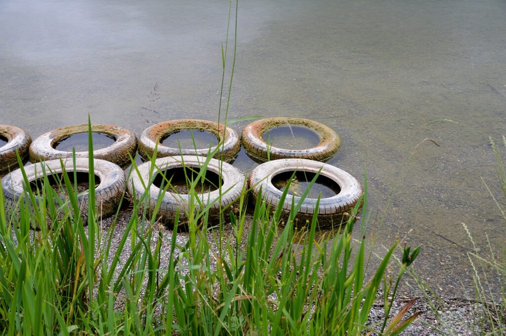Dumped Tyres pixabay